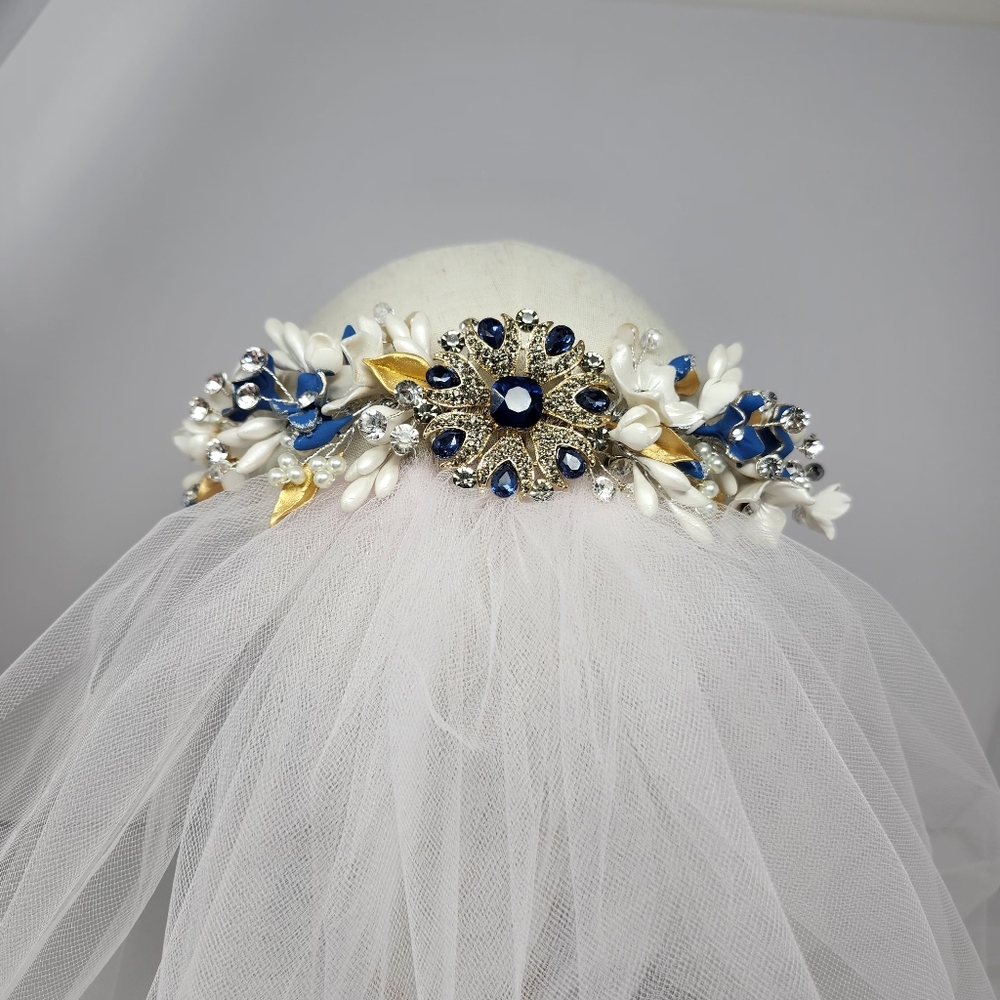 Elegant Blue and Gold Floral Headband - Picture 3 of 15